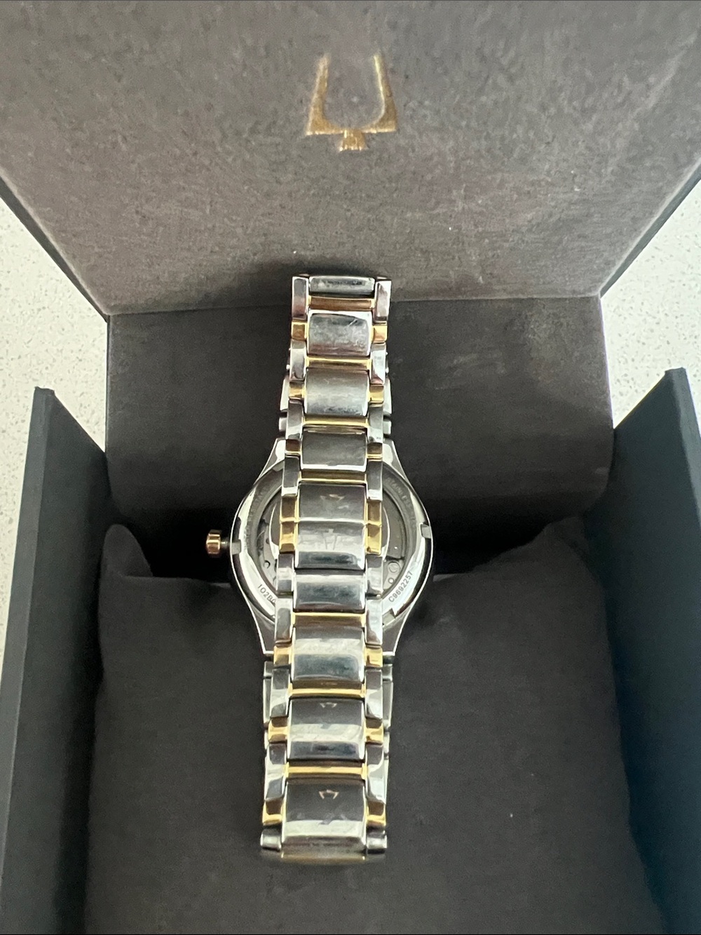 Bulova 98L297 Mother of Pearl Dial Two-Tone Classic Women’s Watch - Picture 7 of 8